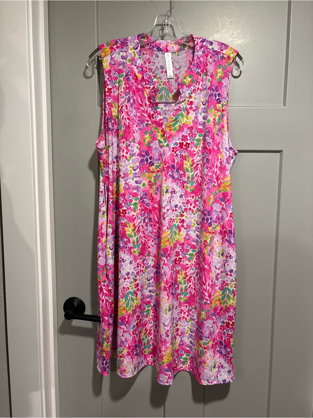 Sleeveless Pink Floral Midi Dress brand new but no tags
